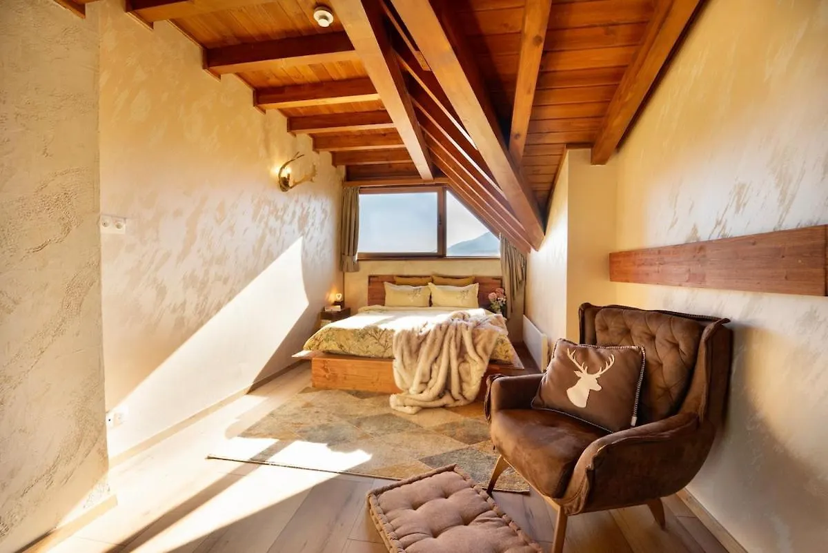 Host2U Penthouse 2-Bedrooms The Best View - Free Parking 班斯科 保加利亚