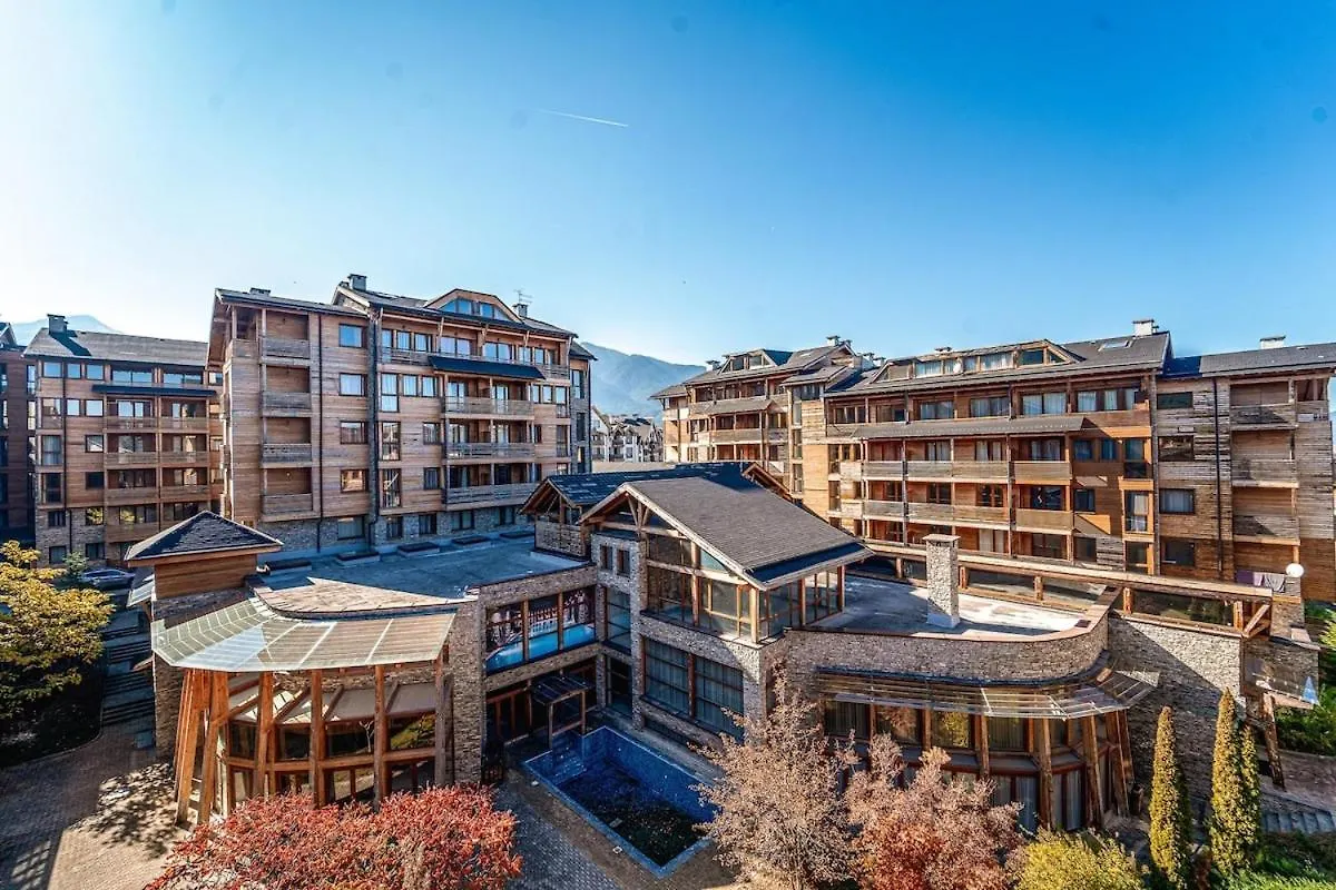 公寓 Host2U Penthouse 2-Bedrooms The Best View - Free Parking 班斯科 保加利亚